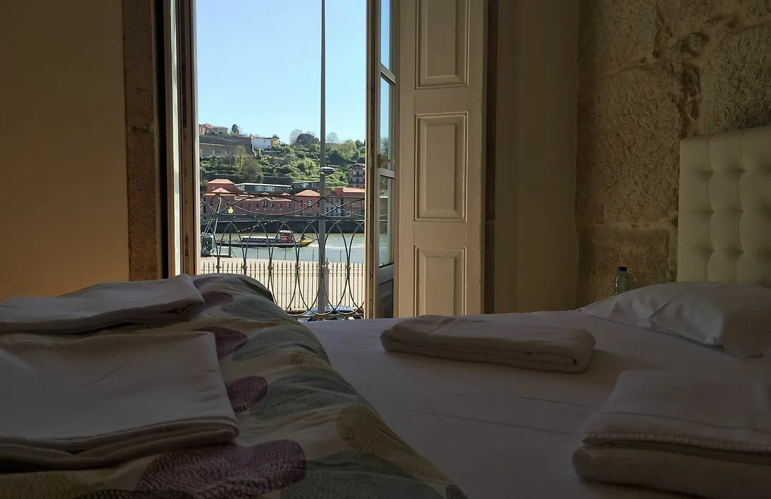Happy Porto Hostel-1